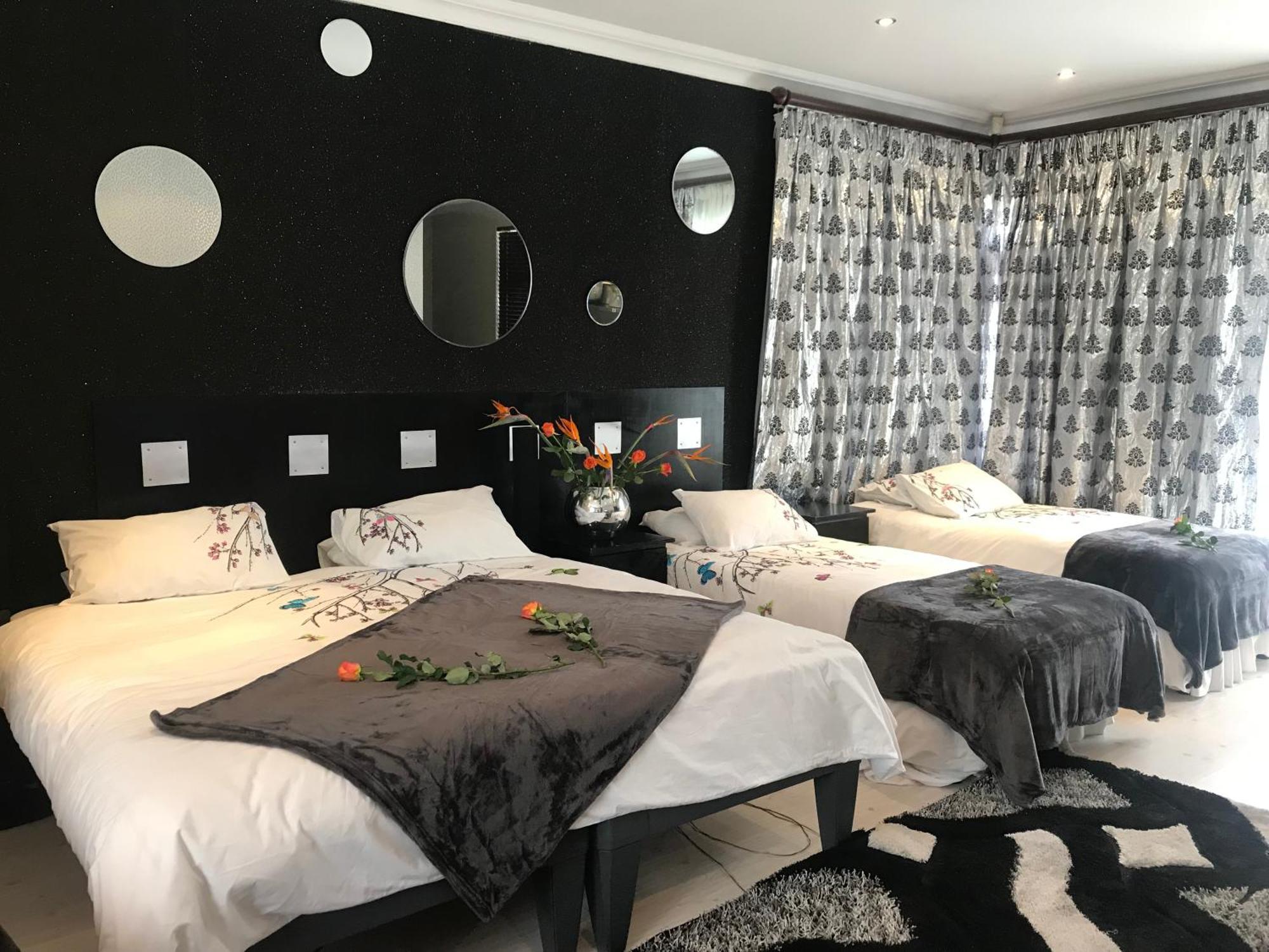 Africa Paradise - Or Tambo Airport Boutique Hotel Benoni Phòng bức ảnh