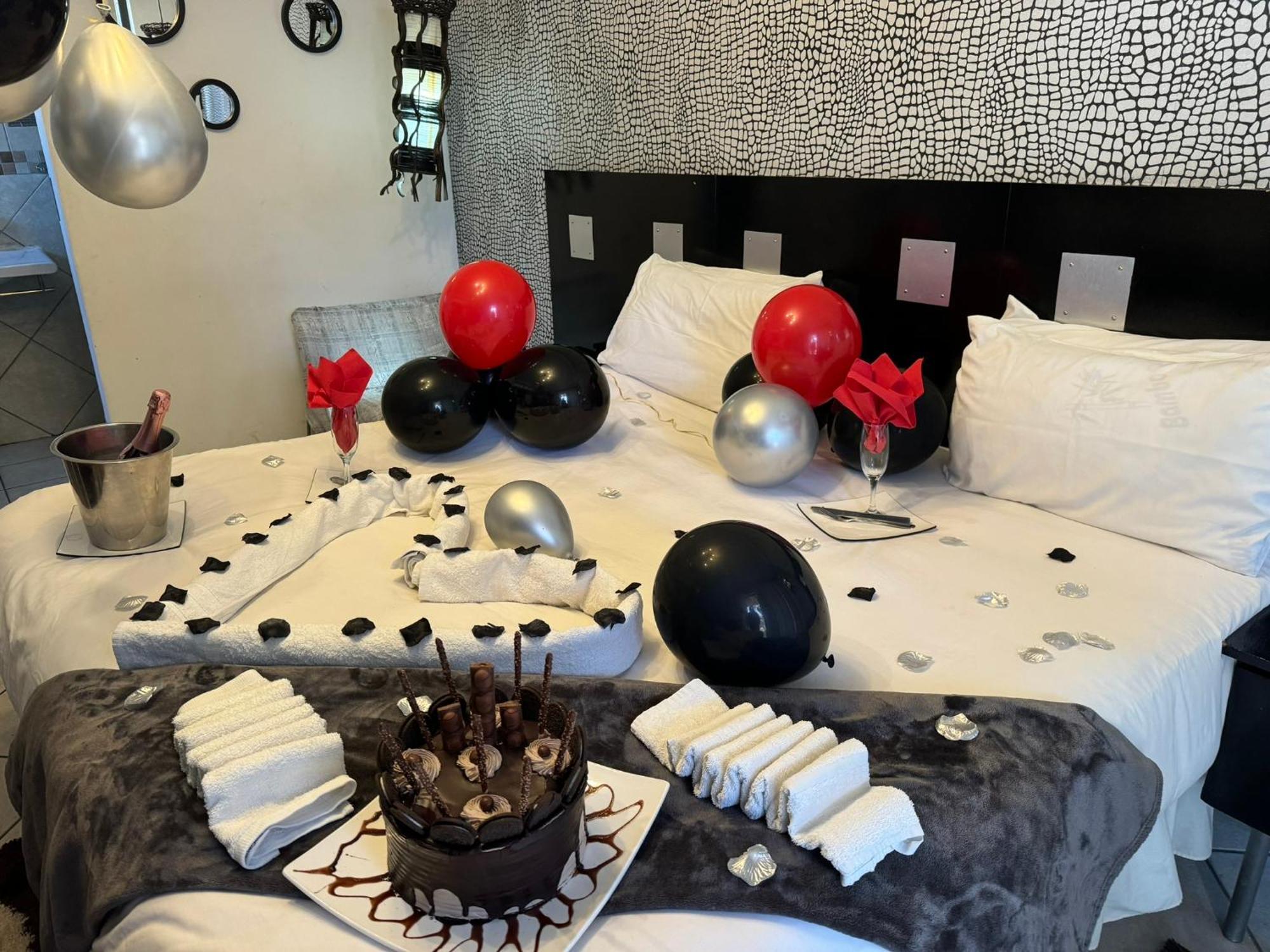 Africa Paradise - Or Tambo Airport Boutique Hotel Benoni Ngoại thất bức ảnh